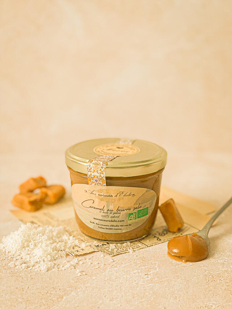 photo de pot de caramel beurre salé